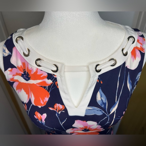 Ivanka Trump Floral Sleeveless Work/Office Dress - Picture 11 of 14